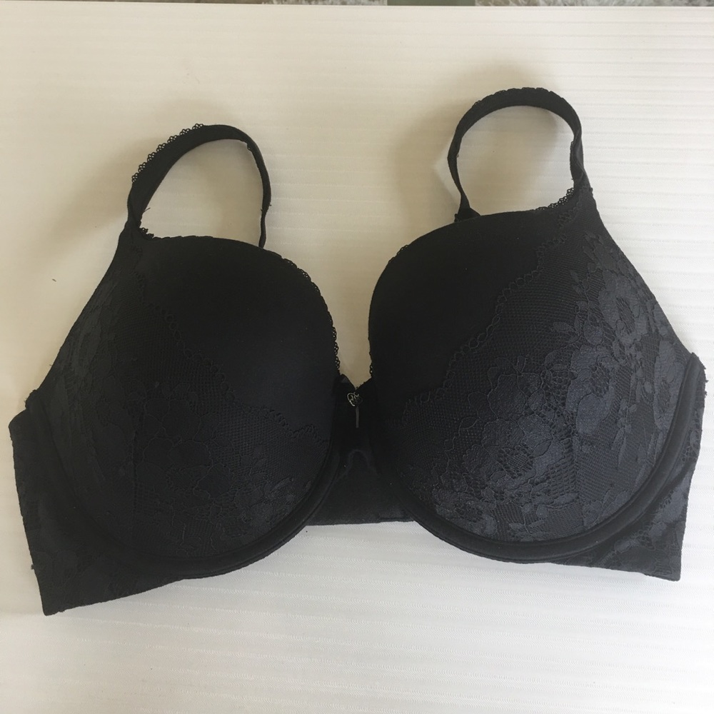 Victoria’s Secret Bra 34DDD